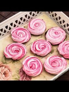 How to Make Beautiful Chocolate Meringue Roses