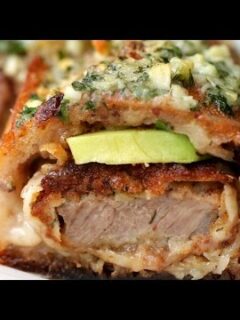 How to Make Beef Cutlet-Stuffed Garlic Bread 