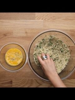 How to Make Garlic Parmesan Zucchini Chips 