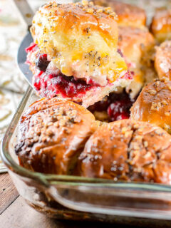Turkey Sliders with Cranberry Sriracha Sauce Picture