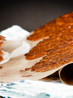 Lacey Cookies Image
