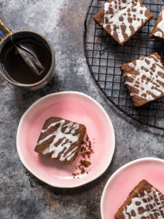 Spiked Gingerbread Bars Pic