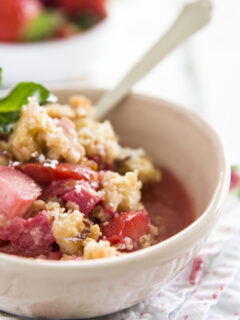 Strawberry Rhubarb Crisp with Almonds Image
