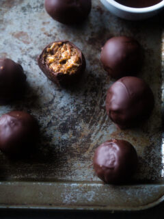 No Bake Crispy Almond Butter Chocolate Bites Pic