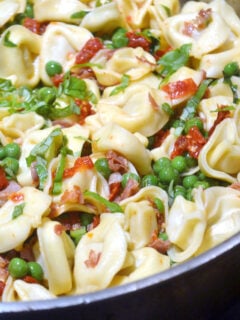Tortellini with Peas and Prosciutto Photo