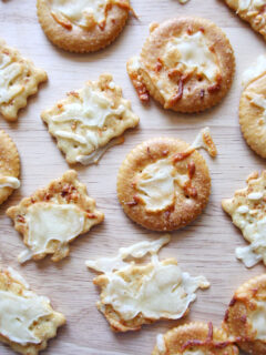 Melted Cheese Crackers Image