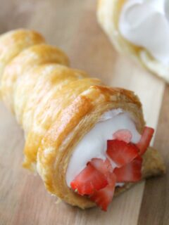 Strawberry Shortcake Horns Image