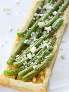 Grilled Green Bean and Onion Tarts Pic