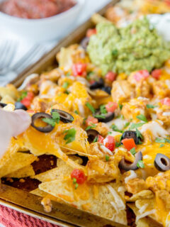 Sheet Pan Chicken Nachos Pic
