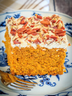 Pumpkin Snack Cake with Cream Cheese Frosting Pic