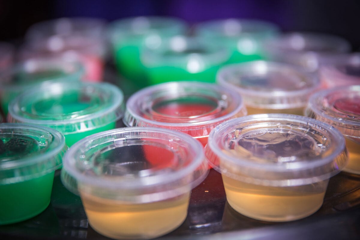 how-long-do-jello-shots-take-to-set-food-fanatic