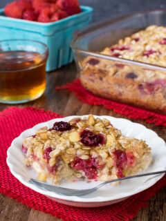 Raspberry Apple Baked Oatmeal Pic