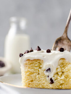 Cannoli Poke Cake Image