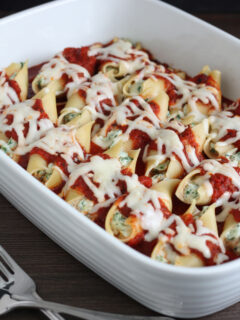 Spinach and Tofu Stuffed Shells Picture
