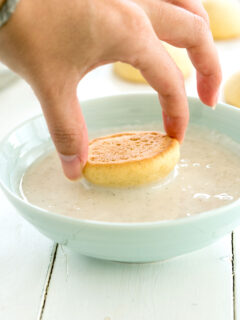 Vanilla Cookies with Vanilla Bean Glaze Image