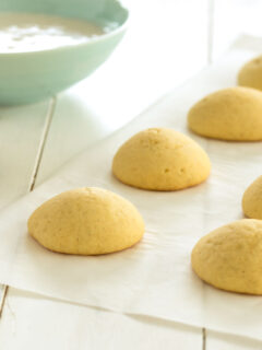 Vanilla Cookies with Vanilla Bean Glaze Photo