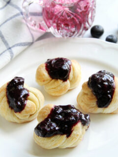 Easy Puff Pastry Blueberry Knots Pic