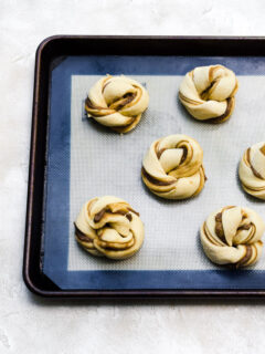 Cardamom Buns Pic
