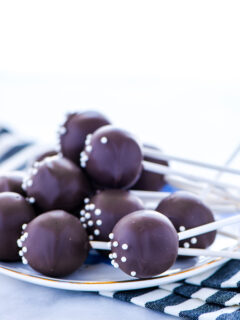 Gluten Free Chocolate Cake Pops Image