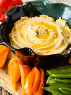 Roasted Garlic Hummus Pic