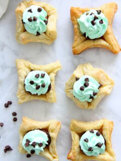 Mint Chocolate Brownie Cups Image