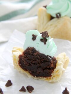 Mint Chocolate Brownie Cups Pic