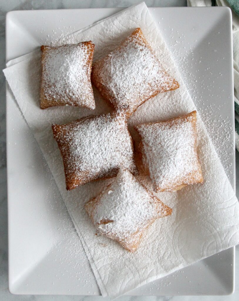 https://cdn.foodfanatic.com/uploads/2019/03/puff-pastry-beignets-pic-813x1024.jpg?utm_source=chatgpt.com