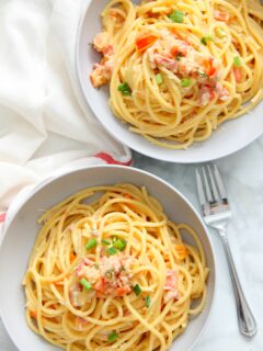Bucatini with Tomatoes Image