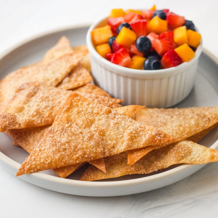 Cinnamon Baked Wonton Chips Photo