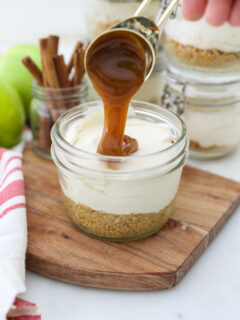 No Bake Mini Apple Pie Cheesecakes Picture