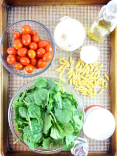 Creamy Tomato Spinach Pasta Picture