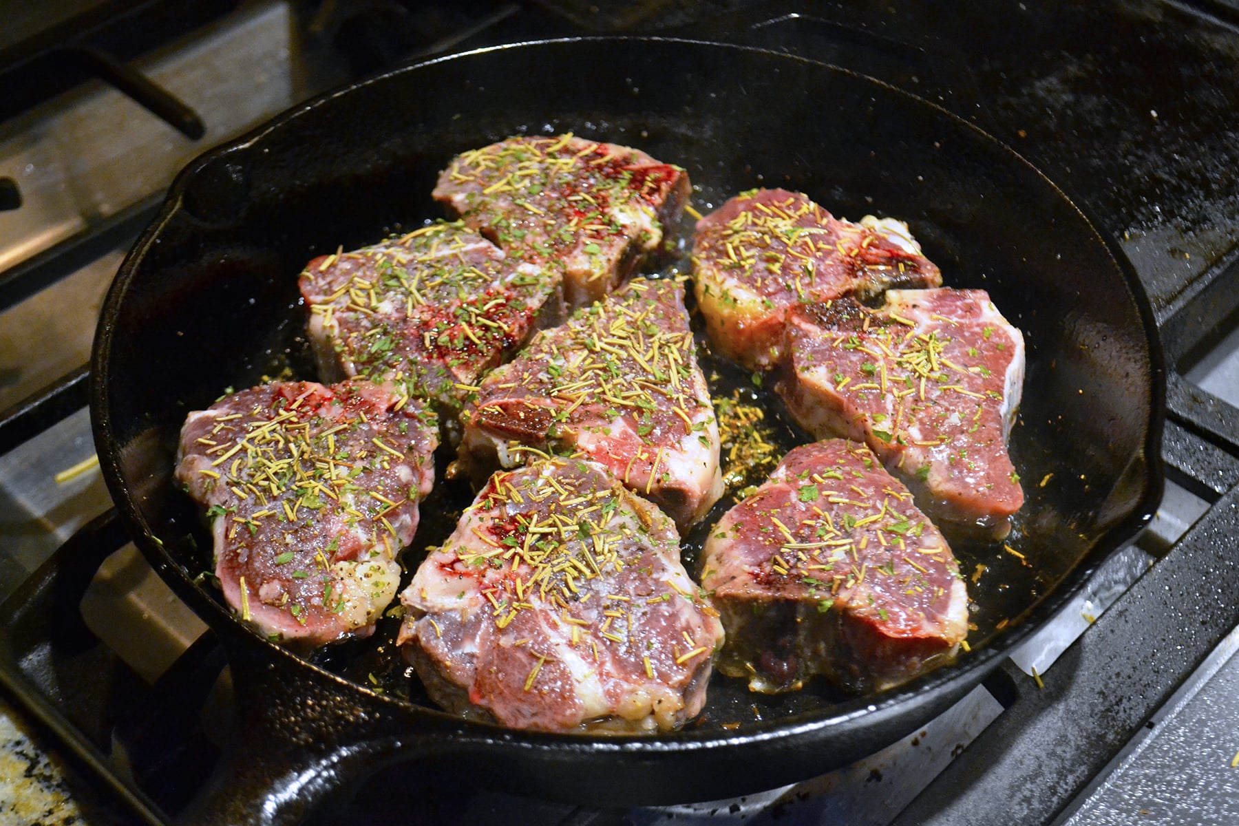How to Remove Rust From Cast Iron - Food Fanatic