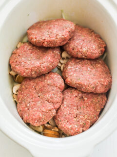 How to Make Salisbury Steak in a Slow Cooker Photo