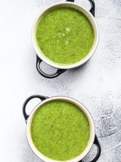 Green detox soup pic