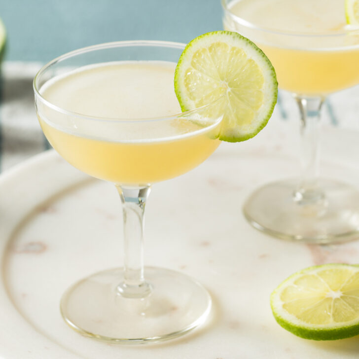 How to Make a Gimlet Photo