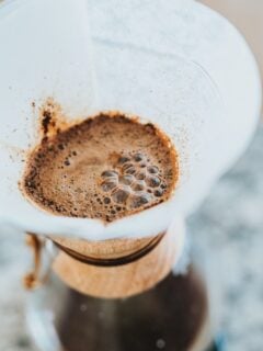 How to Brew Coffee with a Chemex Photo