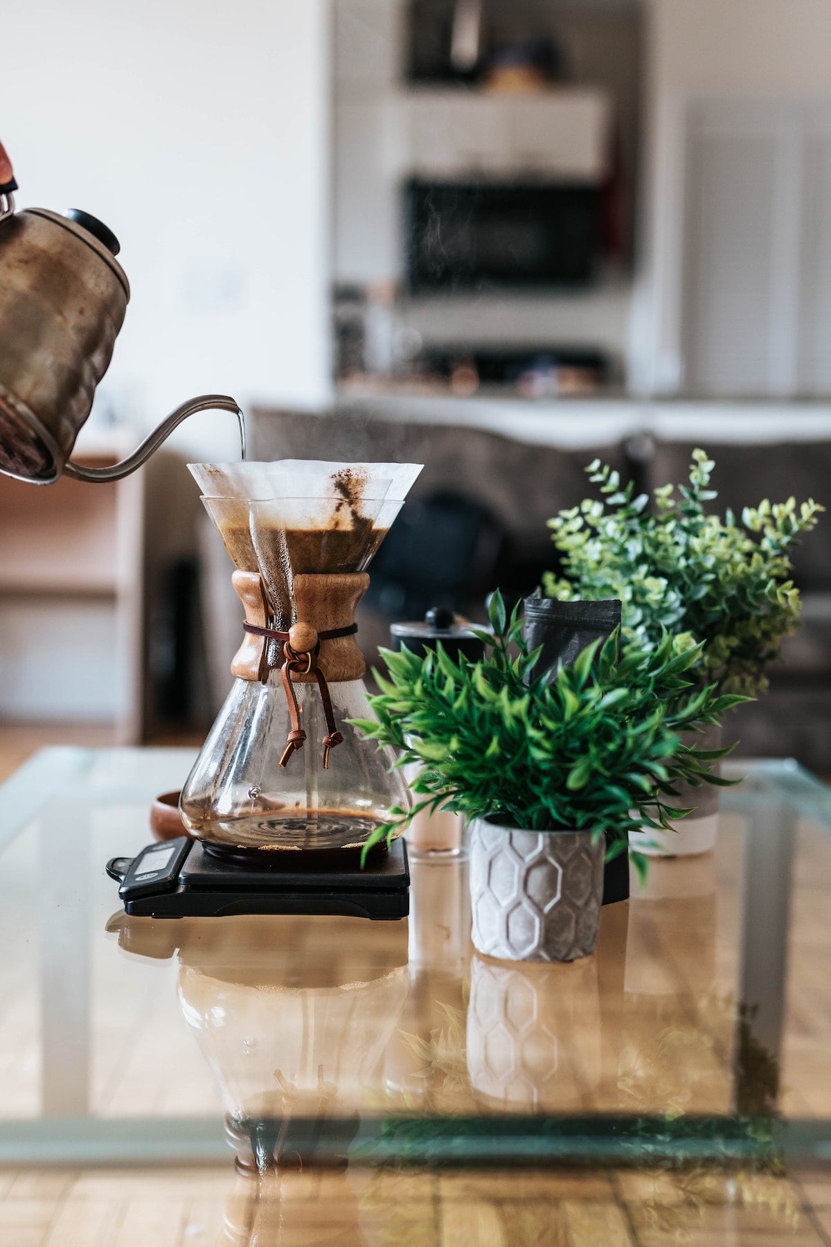 How to Brew Coffee with a Chemex Picture - Food Fanatic