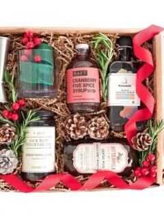 Mouth Holiday Cocktail Kit Photo