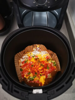 Can You Put a Plate in the Air Fryer Picture