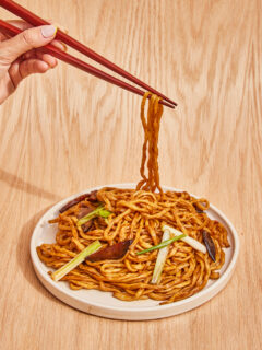 Courtesy Auspicious Longevity Noodles Recipe (Yi Mein) Picture